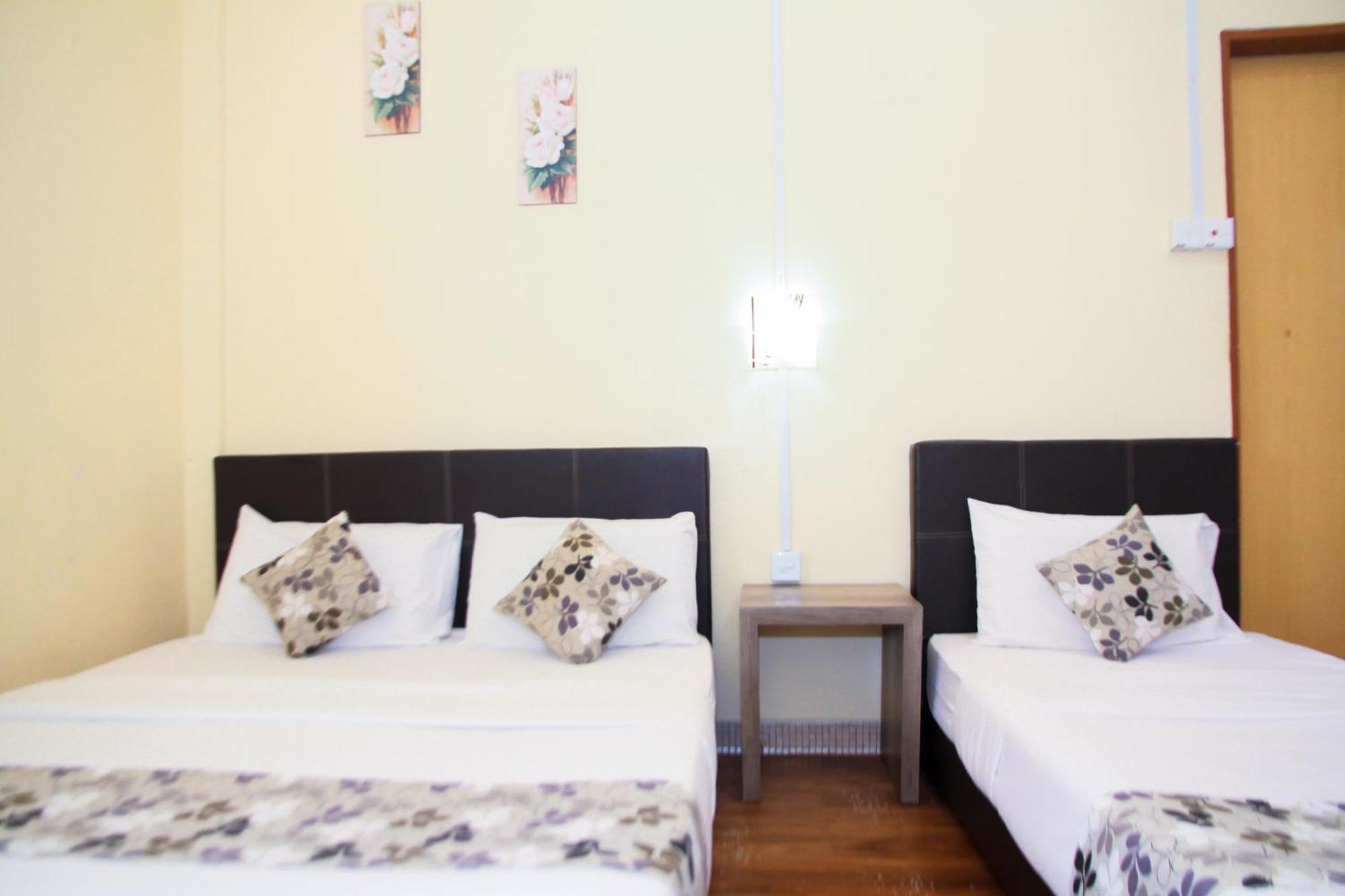 Myra Hotel Mersing Kültér fotó