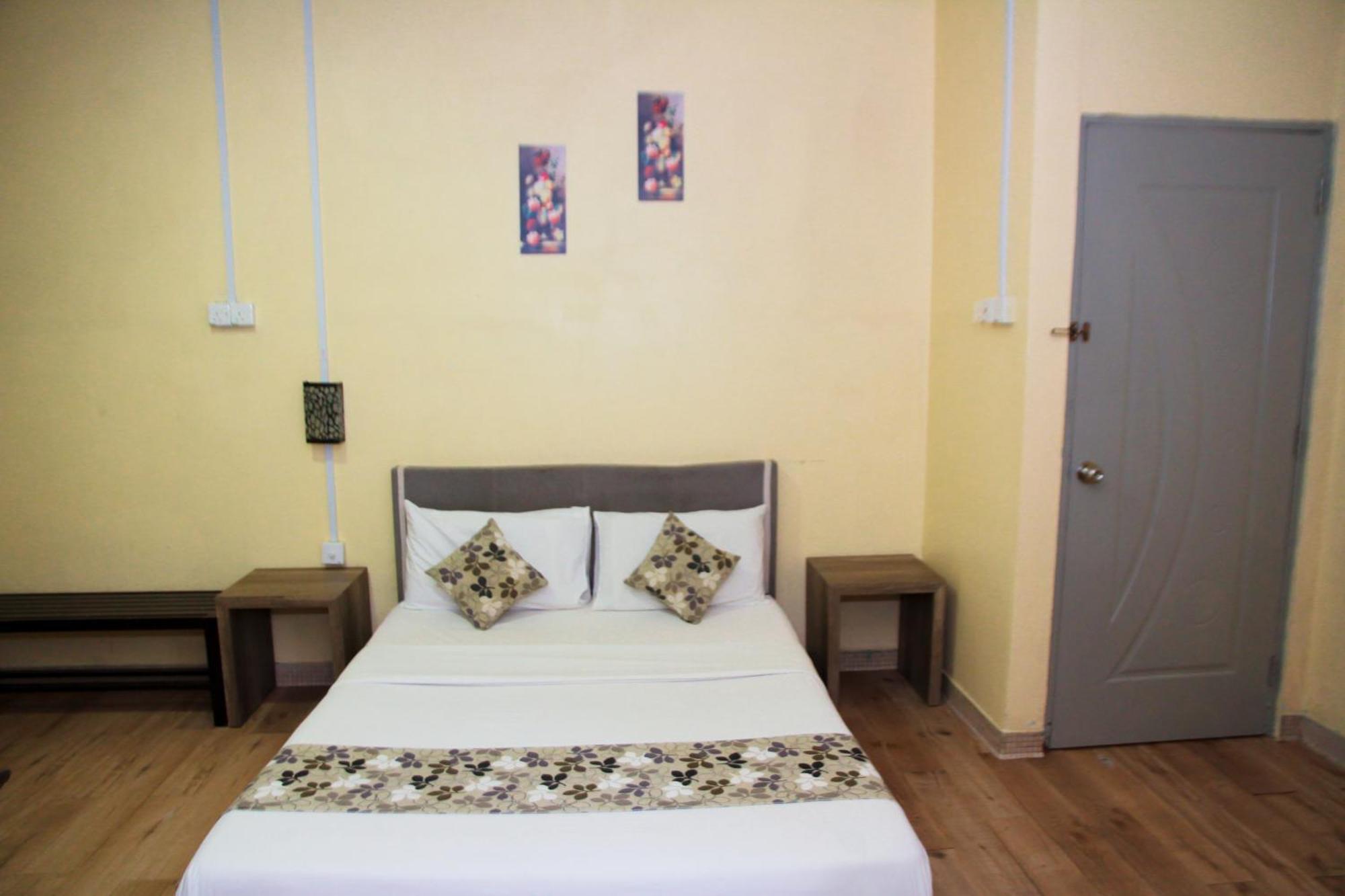 Myra Hotel Mersing Kültér fotó