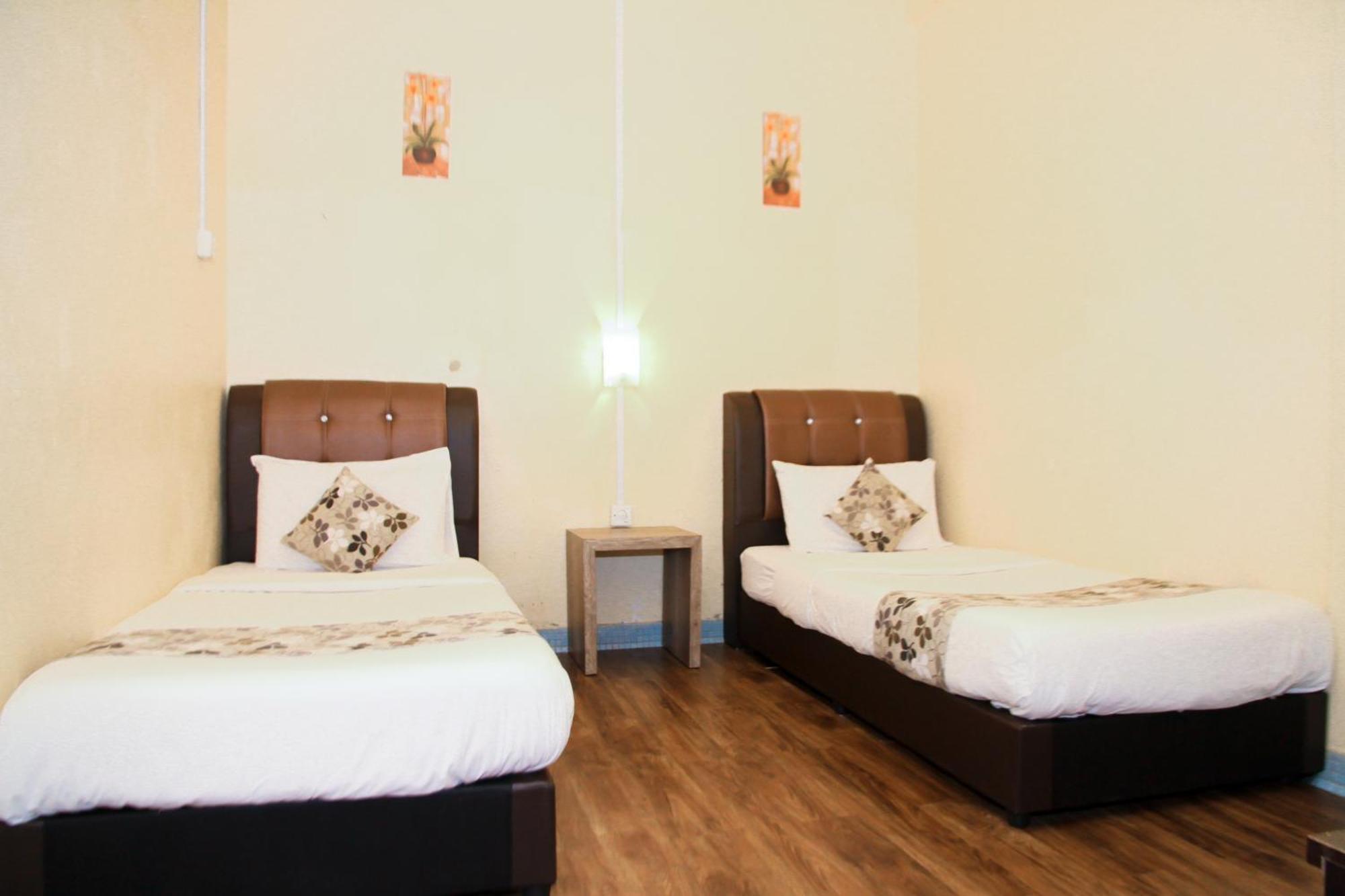 Myra Hotel Mersing Kültér fotó