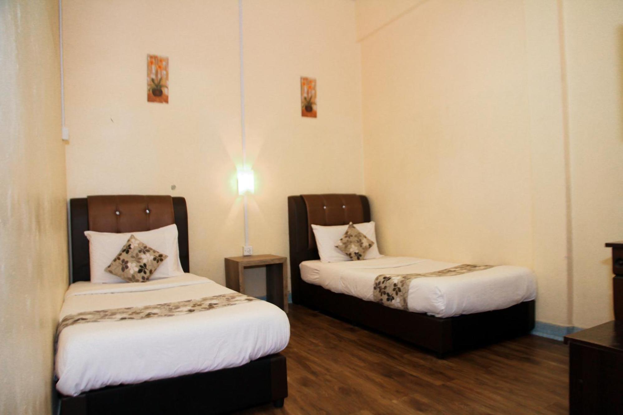 Myra Hotel Mersing Kültér fotó